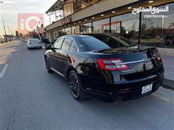 Ford Taurus
